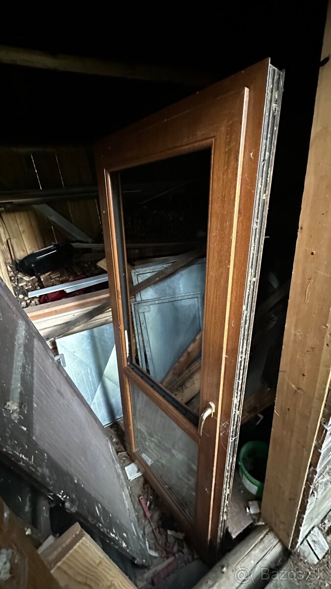 Balkonove dvere plastove hnede - 2
