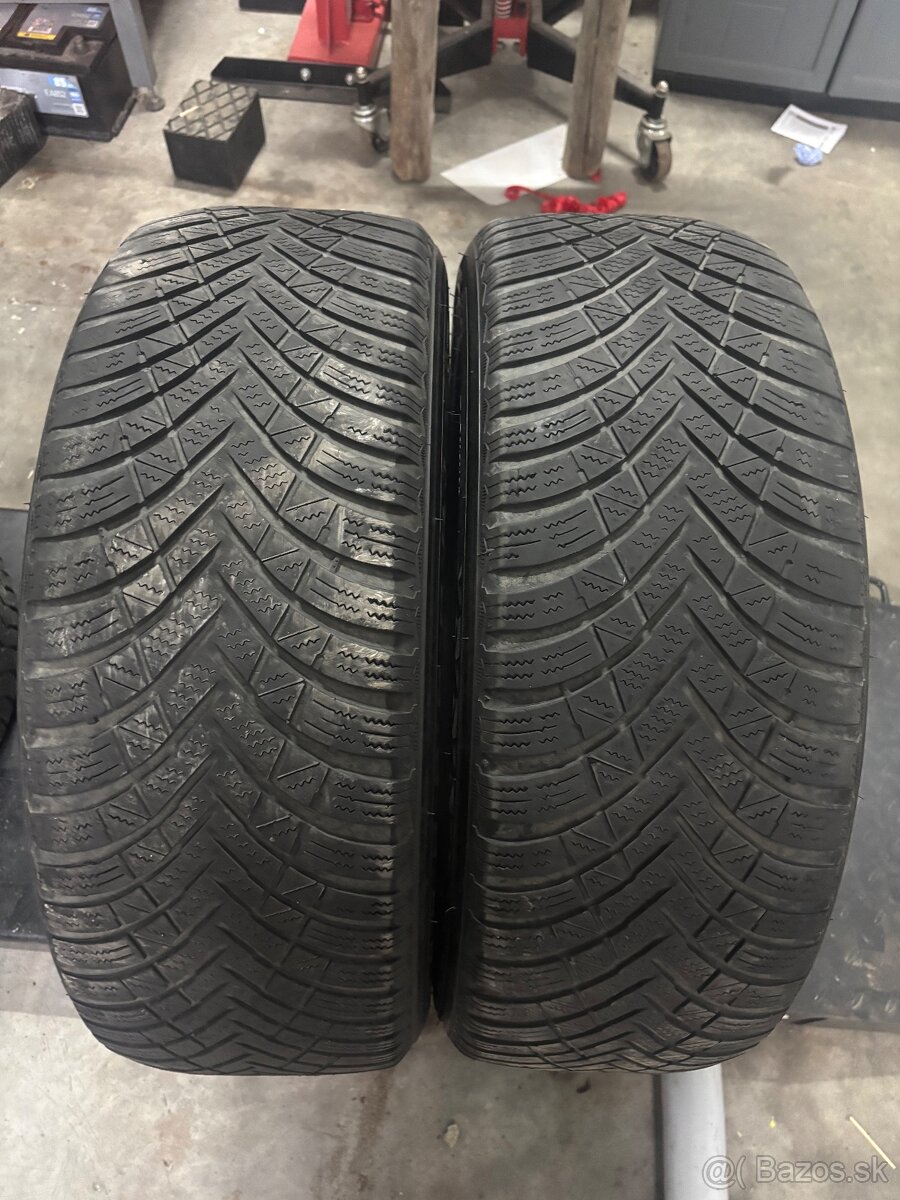 Zimné Pneu 215/55 r17 98v - 2