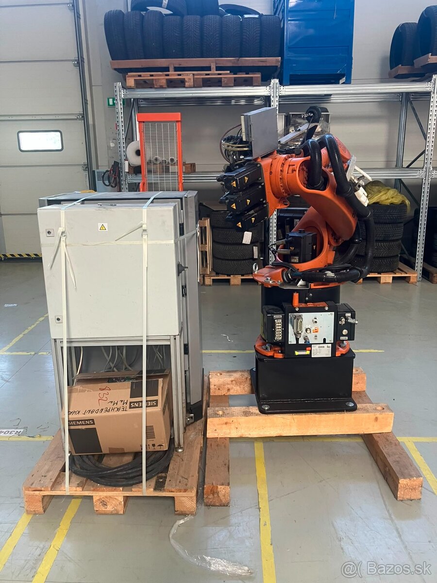 Na predaj robot KUKA KR 16 - 2