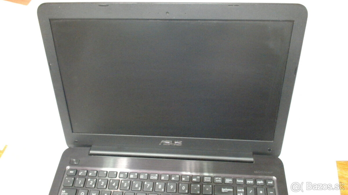 Notebook Asus X556U - 2