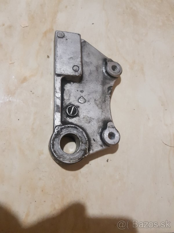 kawasaki zx6r 636 2000-2002 ( zadny držiak brdziča) - 2