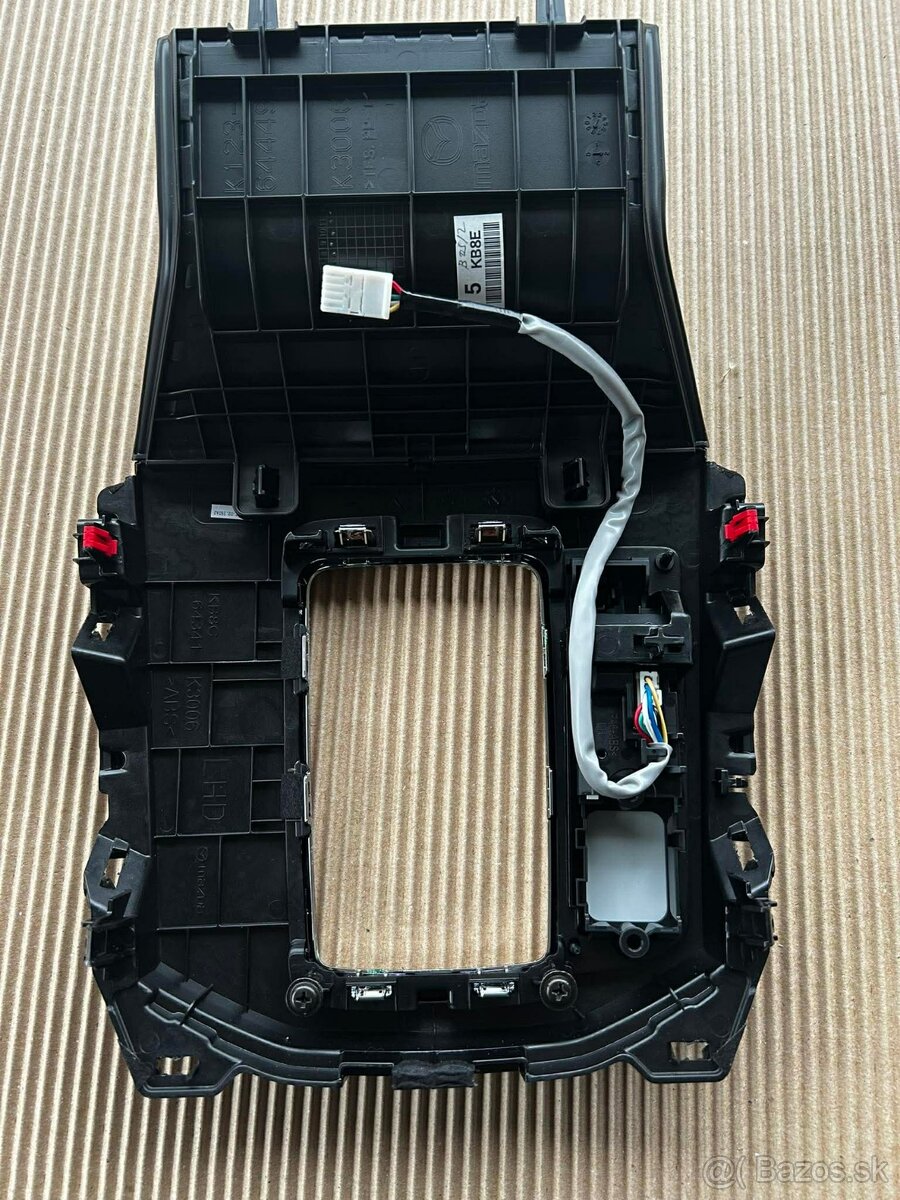 Mazda CX-5 panel radiacej páky - 2