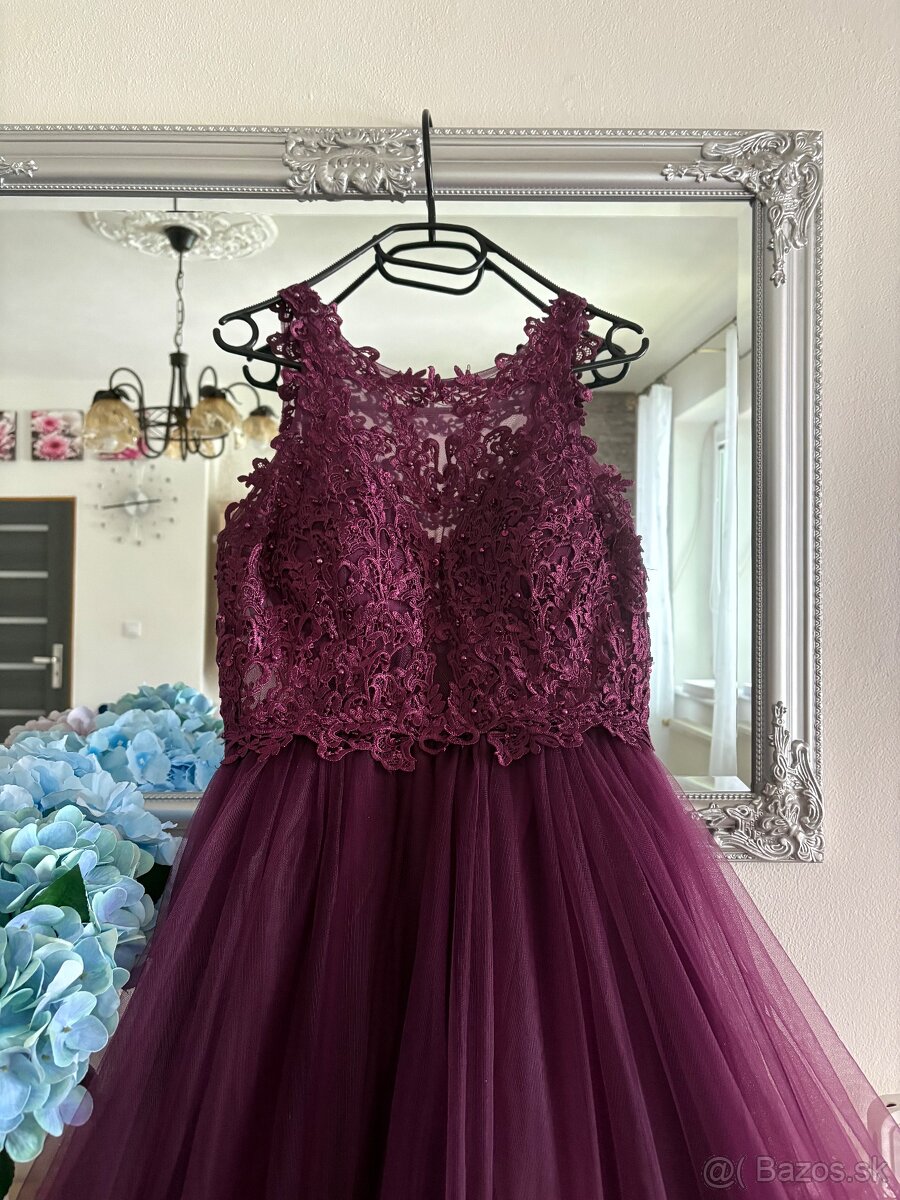 Fialové spoločenské šaty 38/M - 2