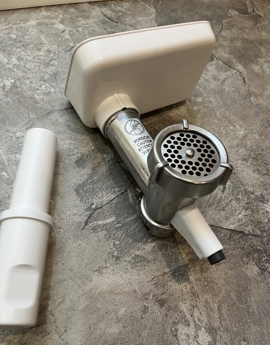 Mlynček Bosch mum 2-4 na kuchynský robot - 2