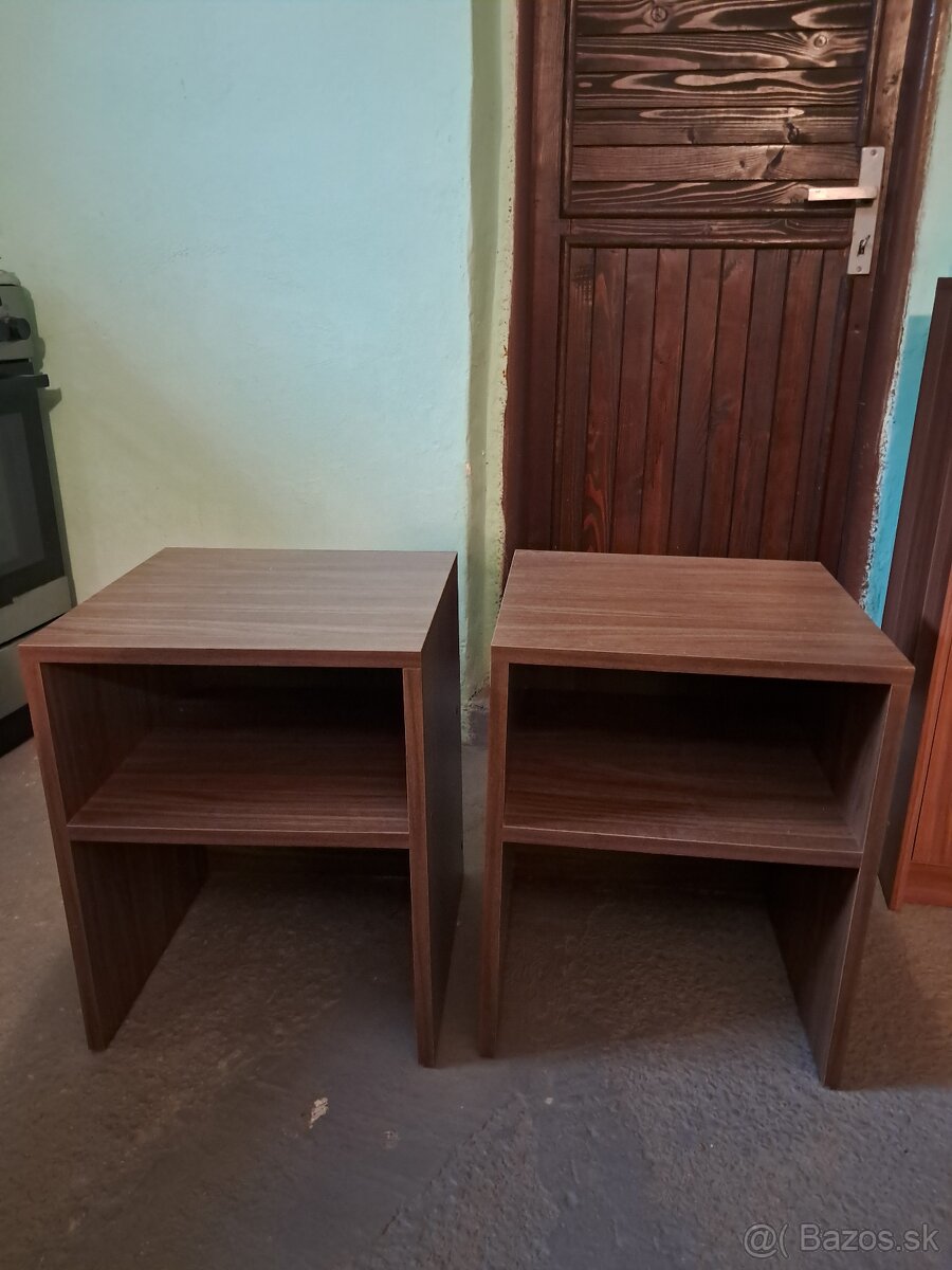Predám komodu s nočnými stolíkmi - 2