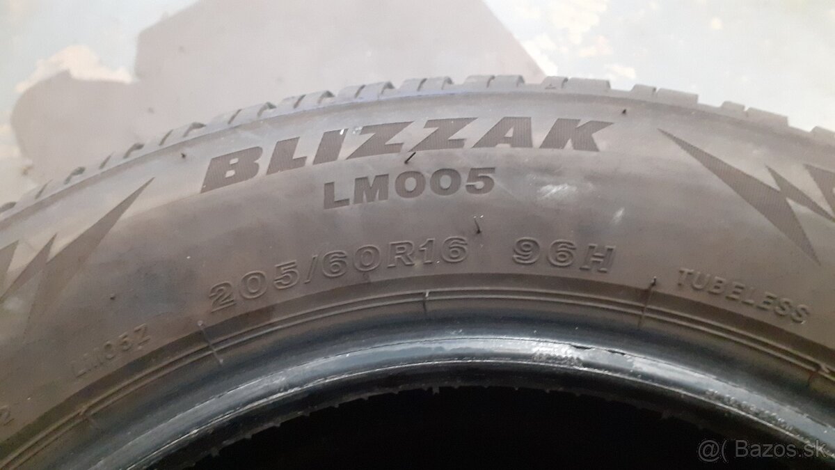 Predám zimnú sadu VW pneu/plech.disky - 2