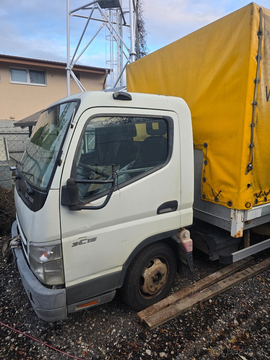 Rozpredam canter fuso - 2