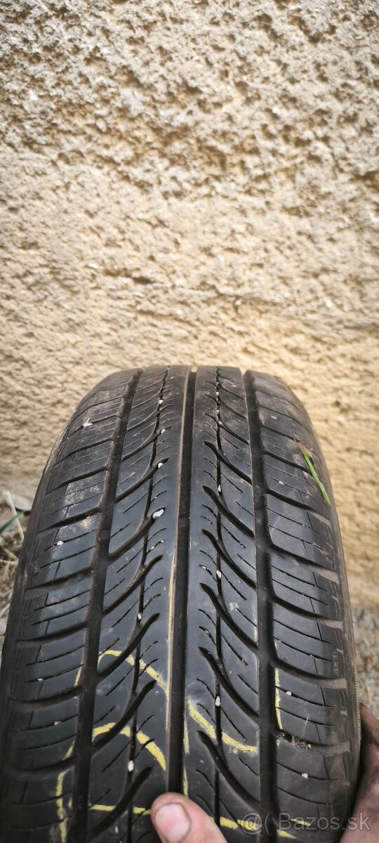 Letné Pneu 185/60 r14 - 2