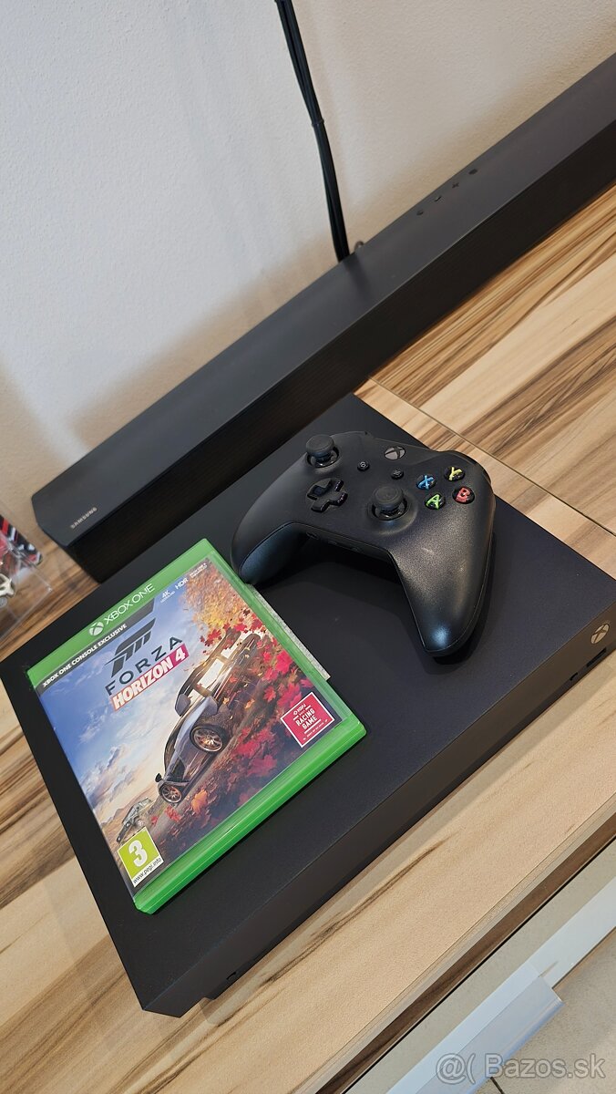 Xbox one X 1TB - 2