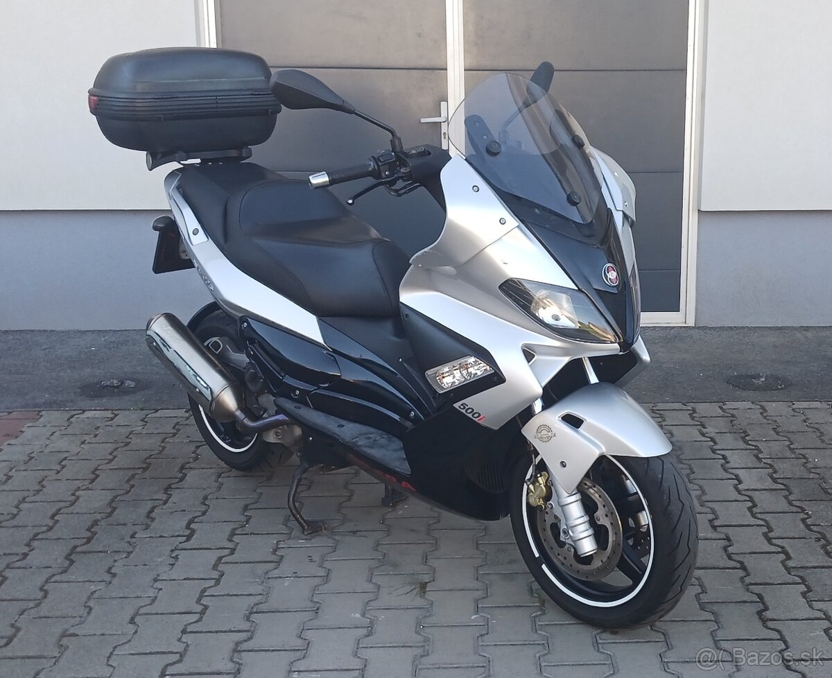 Predám Gilera Nexus 500 - 2