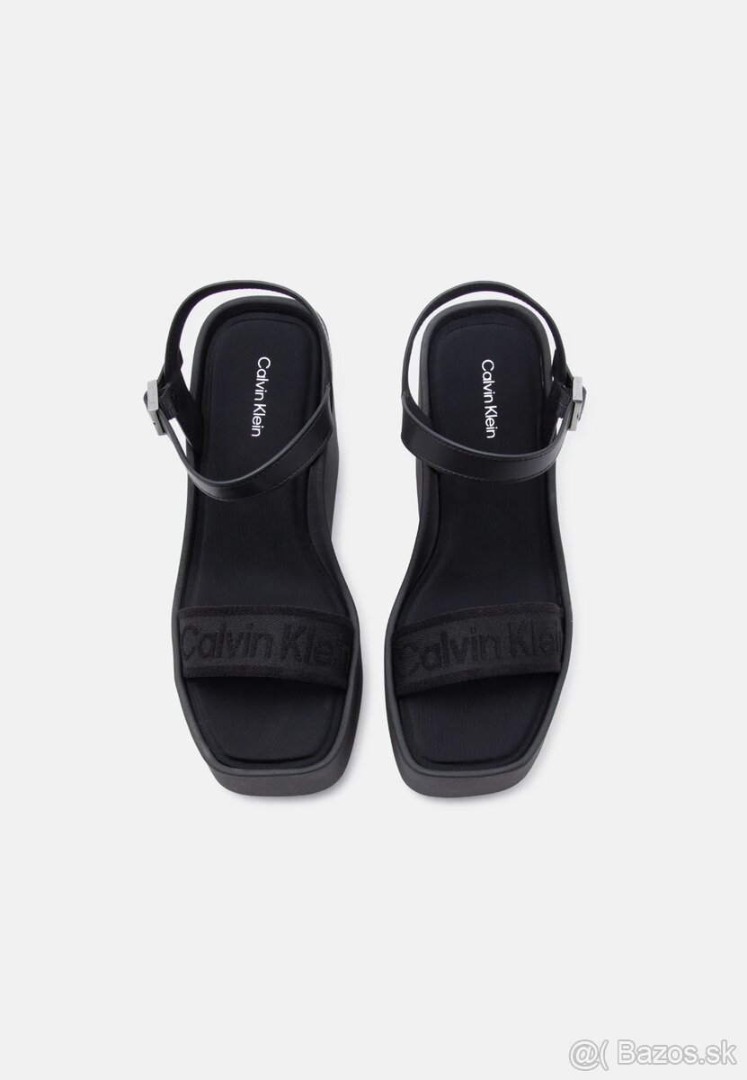 Calvin Klein Sandále na platforme - triple black - 2