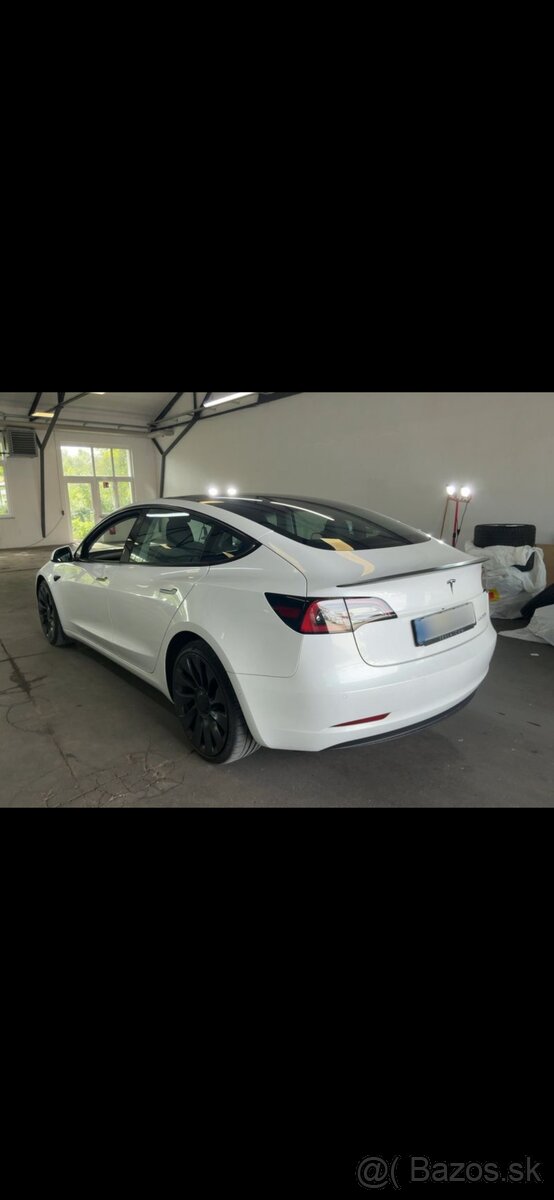 Tesla model 3 Performance - 2