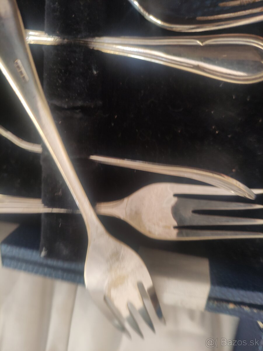 predam postriebrenie dezertne vidlicky 6 ks - 2