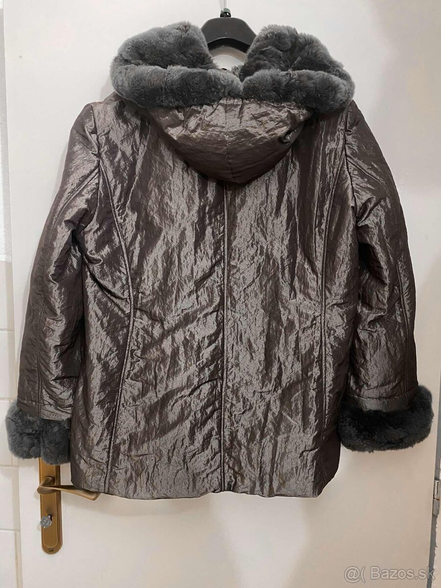 Kožuch z pravého králika zn. Kara s kapucňou, veľkosť 44 - 2