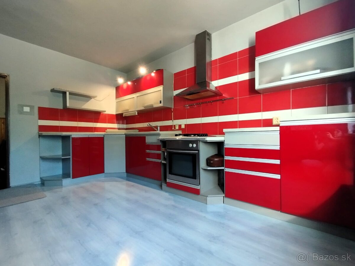 Rodinný dom Kľúčovec s pozemkom 711 m2 - 2