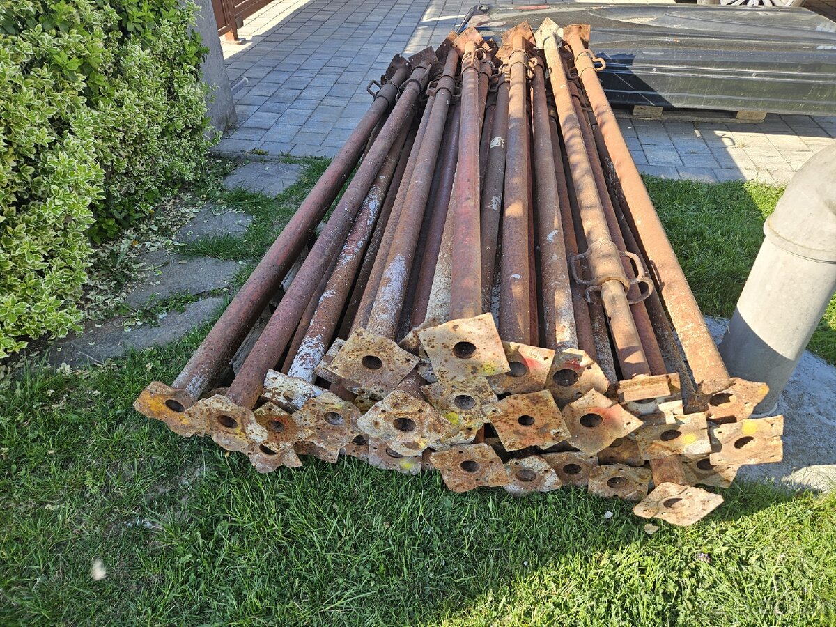 Stavebne stojky - 2