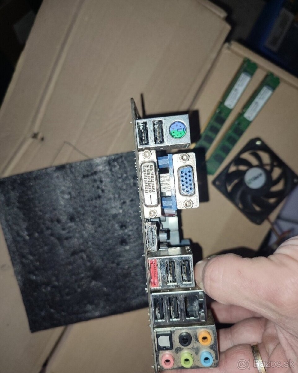 AsRock E350M1 základná doska mini-ITX + 4gb RAM - 2