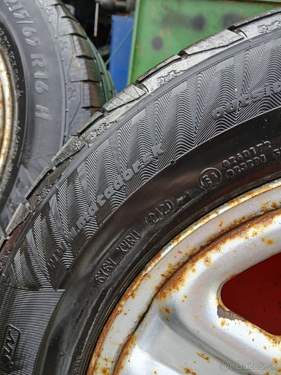 Duster zimna sada 215/65 R16 - 2