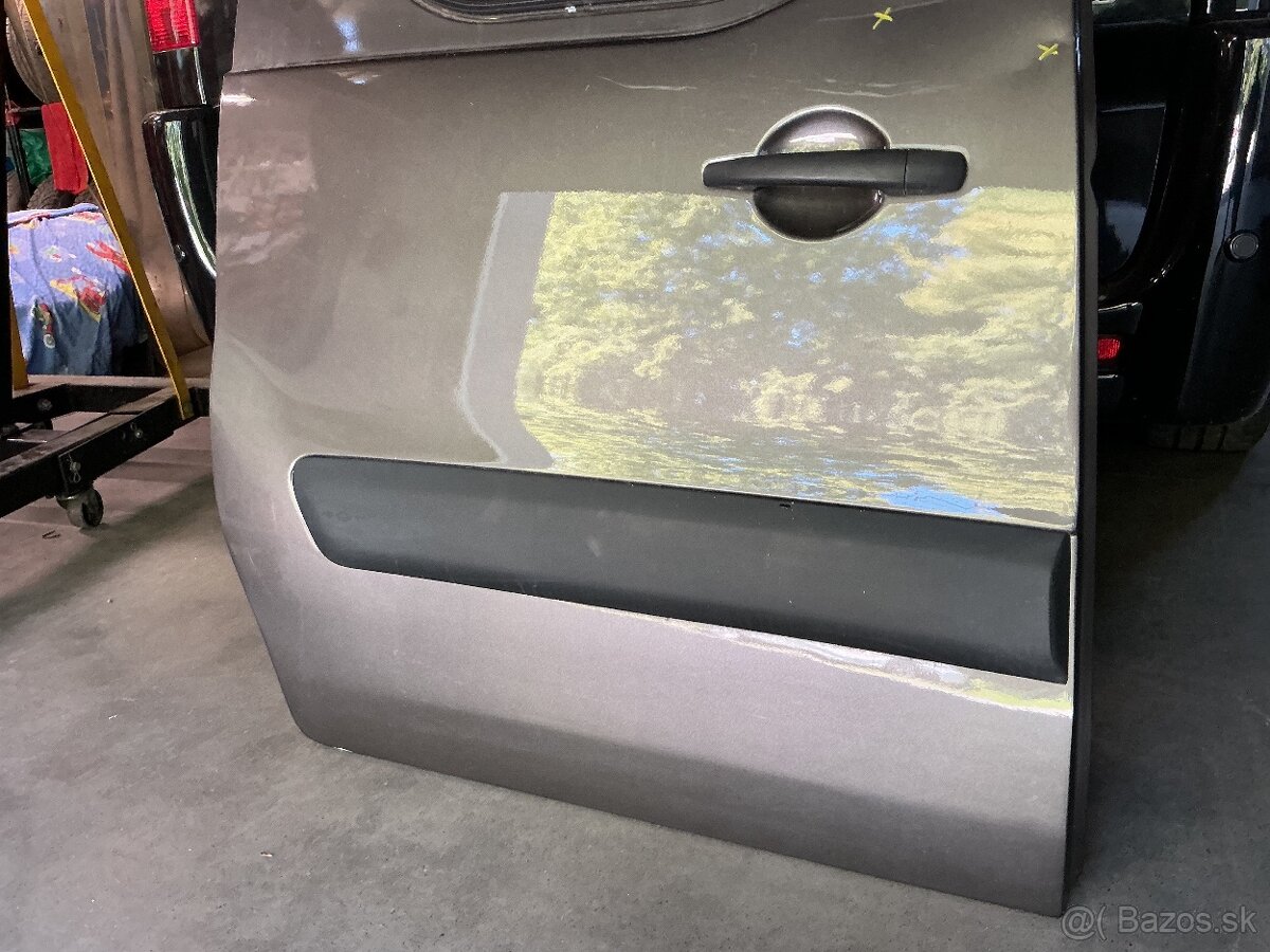 Citroen Berlingo - pravé posuvné dveře. - 2