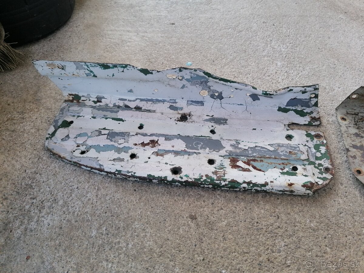 Predám spodné plechy na Jawa 20, 05 pionier - 2