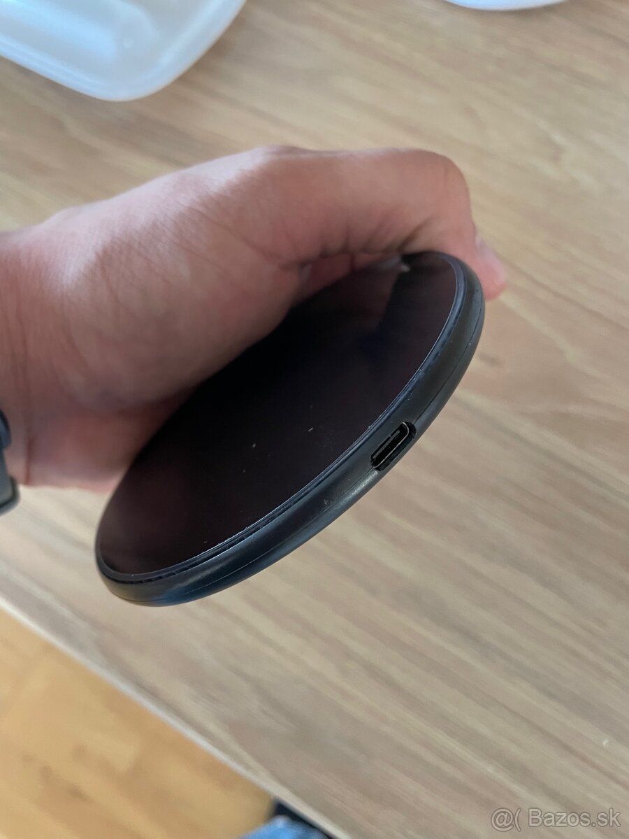 Bezdrôtová nabíjačka - 2