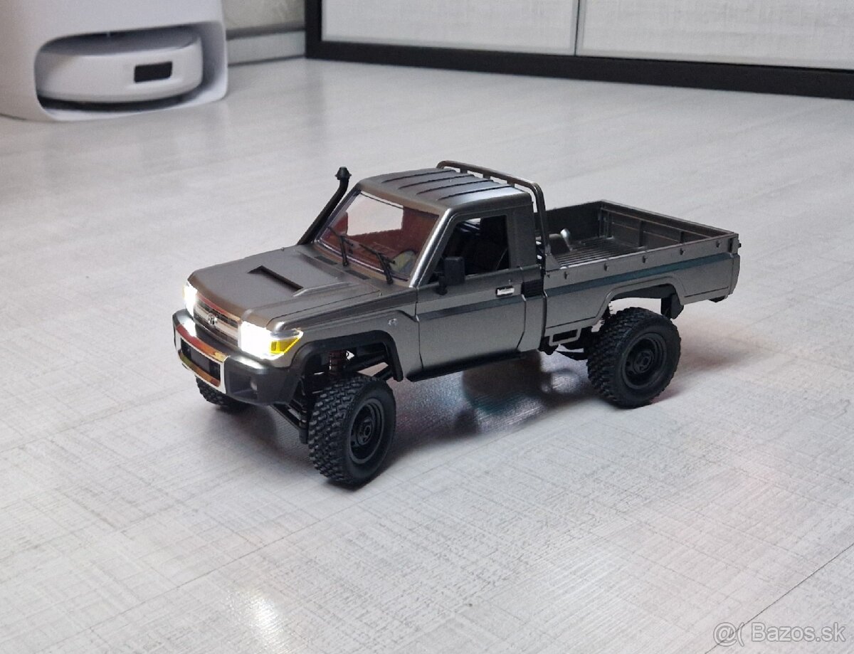 RC auto Toyota Land Cruiser 1:12 - 2