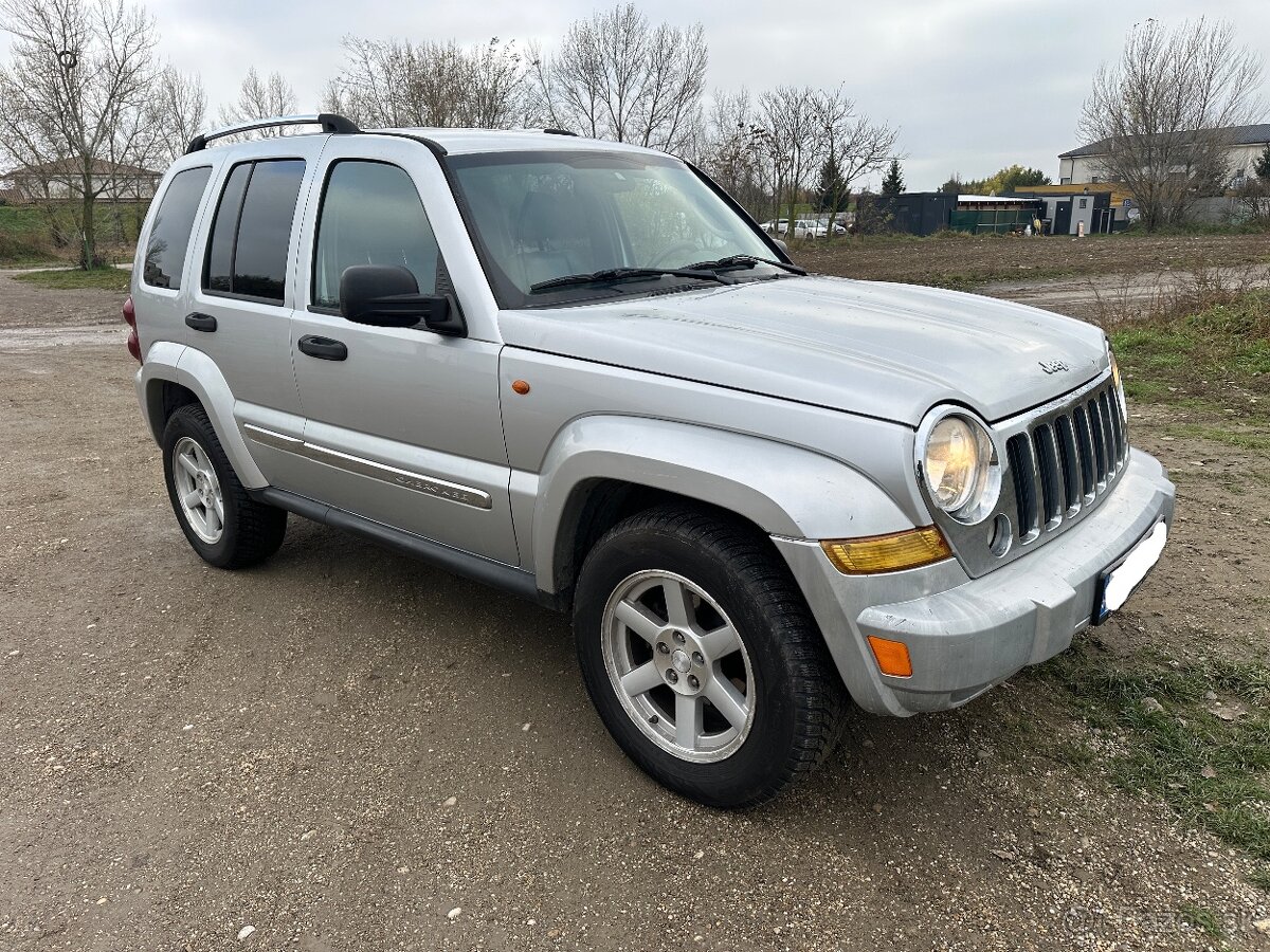 Jeep Cherokee 2,8 CRD/120kW/ facelift BEZ KOROZIE - 2