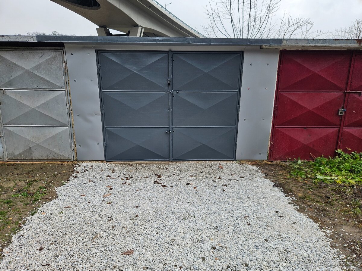 Predam garaž - 2