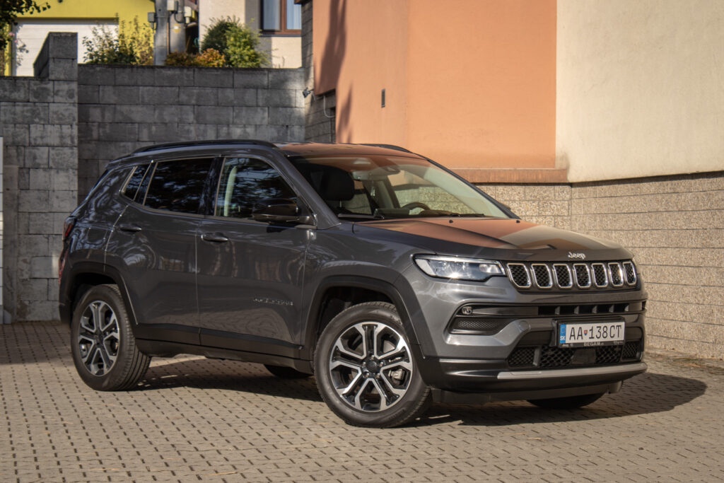 Jeep Compass - 2