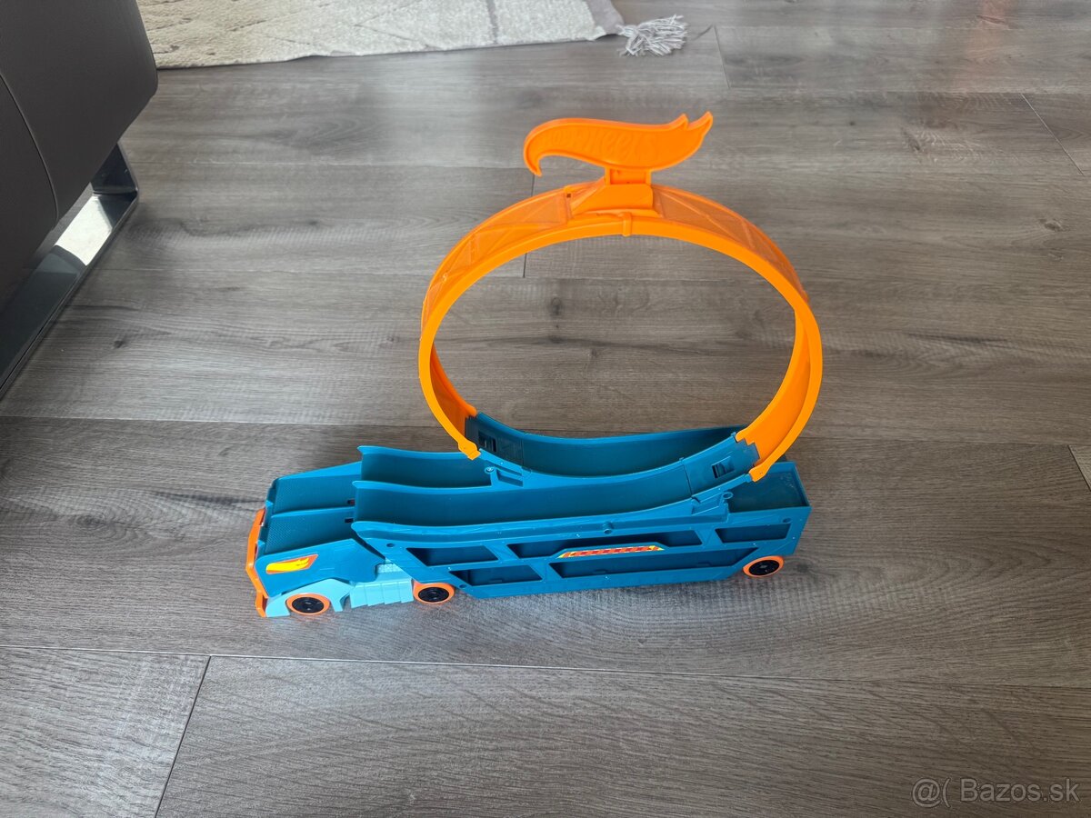 Mattel Hot Wheels Ťahač a horská dráha GCK38 - 2