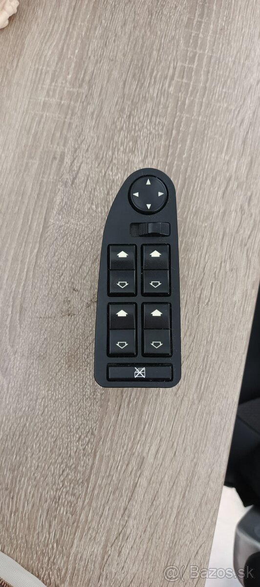 BMW E38 E39 ovladač okien - 2