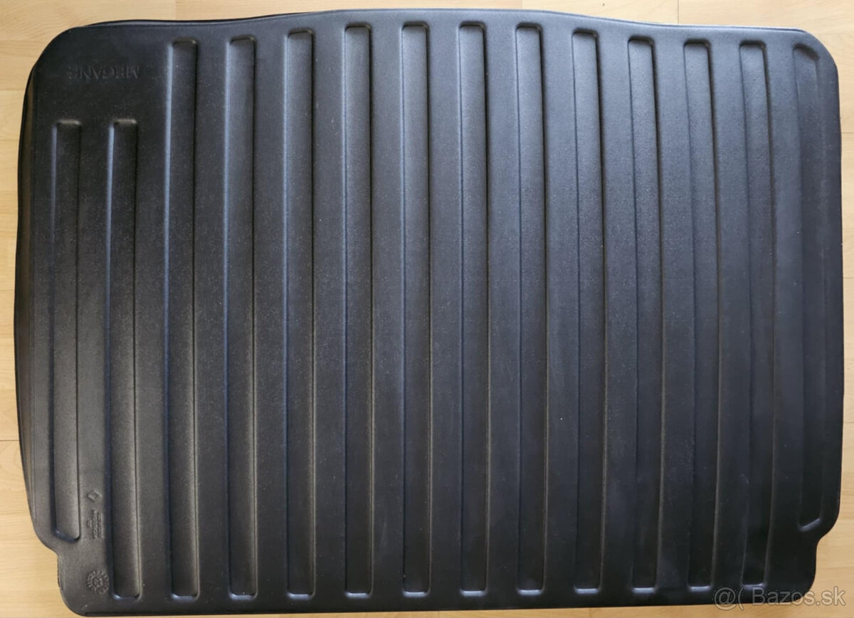 Predám vaničku do kufra na Renault Mégane IV (2016-2022) - 2