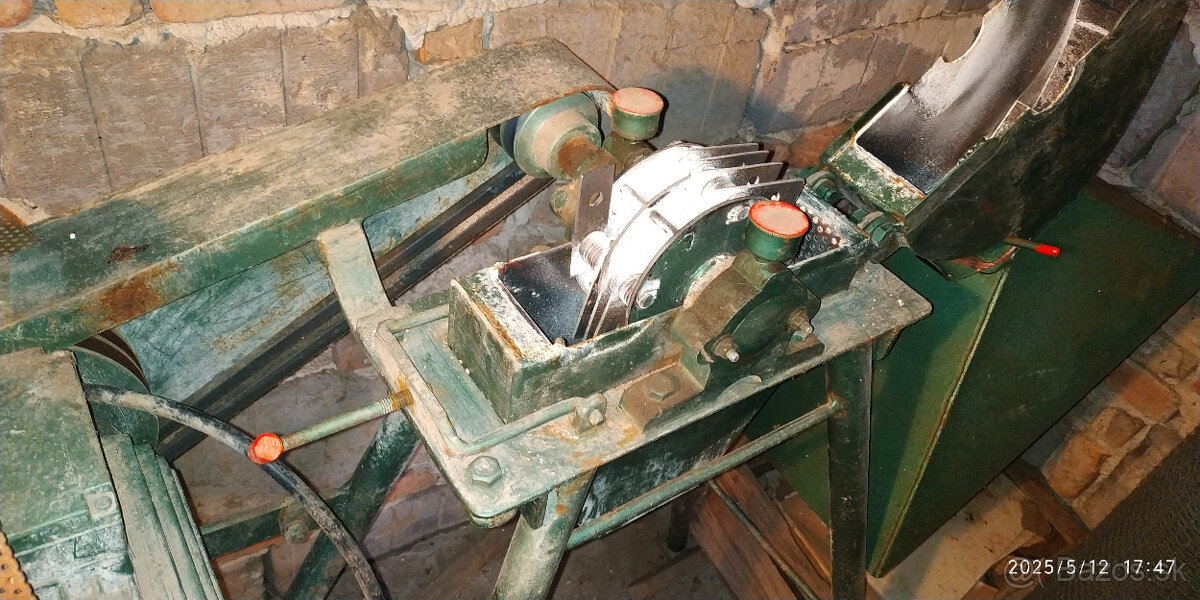 Kladivkový šrotovník - 2