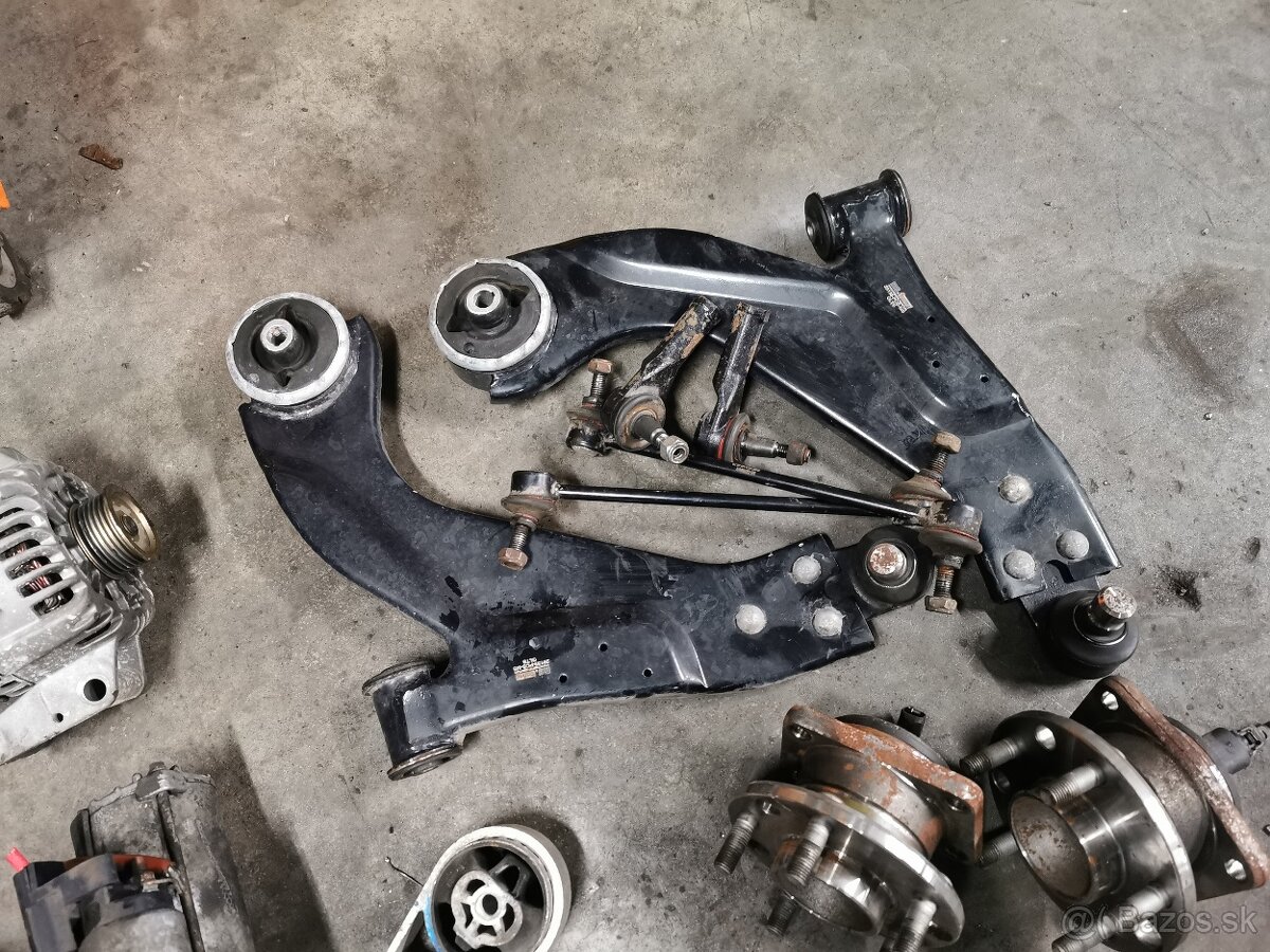 Ford Mondeo Mk3 predné ramená brzdy - 2