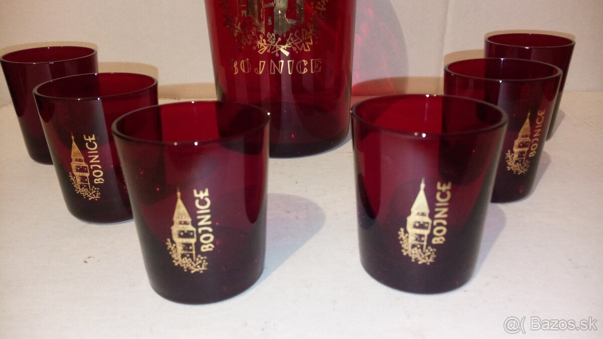 Karafa s pohárikmi - 2