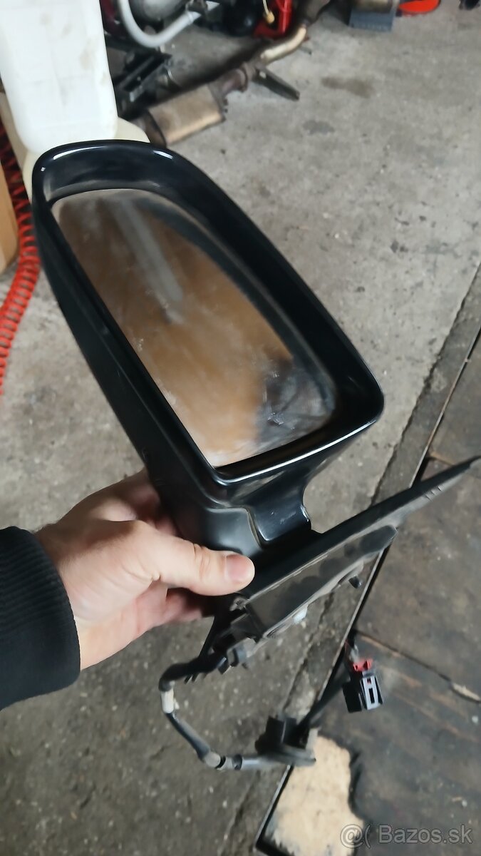 Spätné zrkadlo Audi a6 c6 - 2