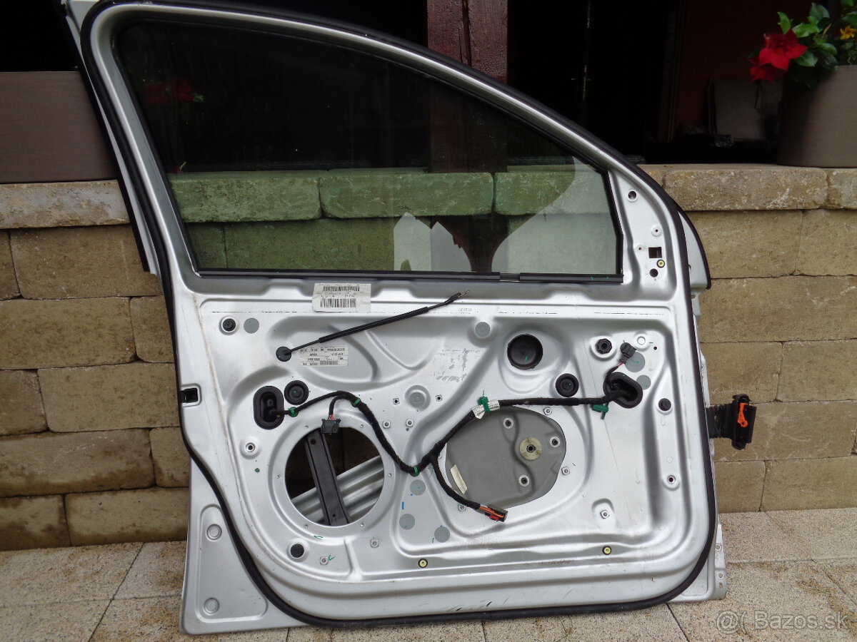 Ľavé predné dvere Golf V - 2