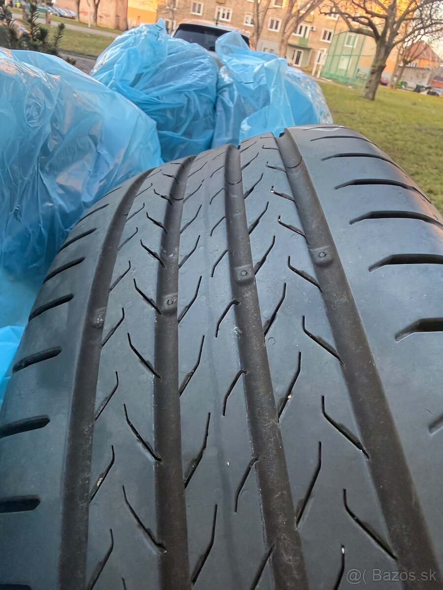 Letné pneu Continental 215/55 R18 H - 2