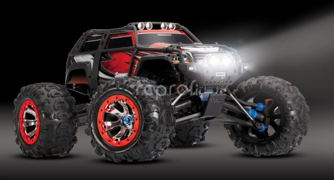 RC Traxxas Summit 1:10 + prislusenstvo - 2