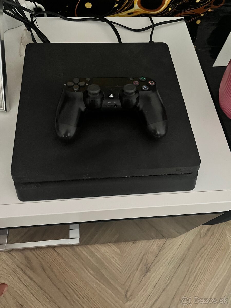 Predam PS4 - 2