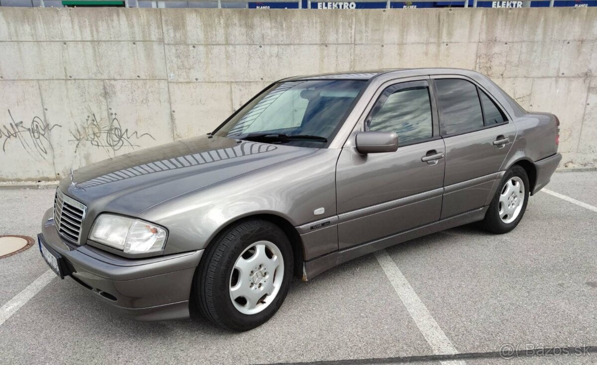 Mercedes C180 - 2
