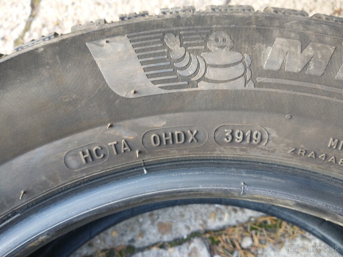 Predam 2ks zimne michelin 195/65 r15 - 2