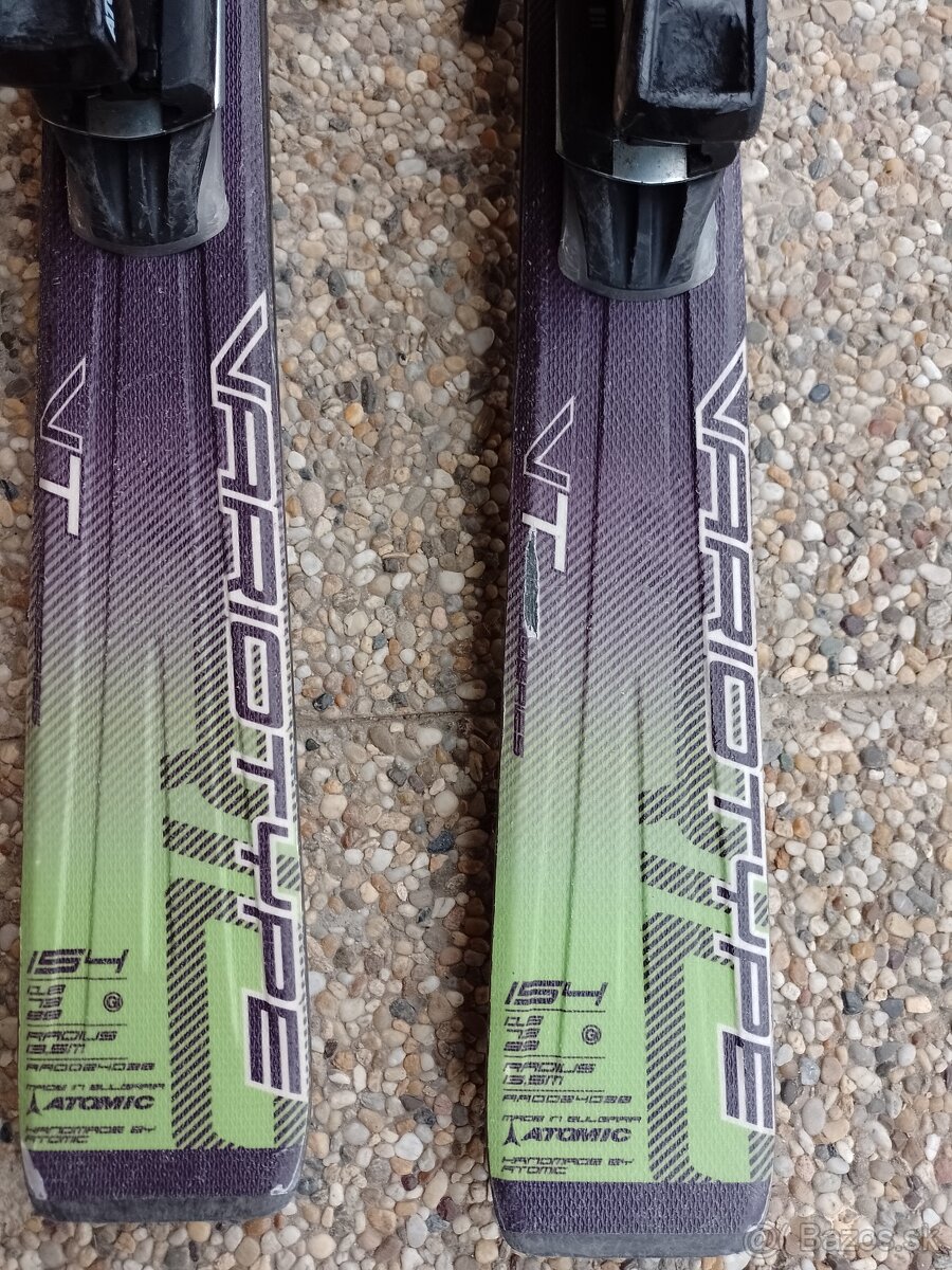 Lyže Atomic,lyžiarky Salomon,palice Arcore - 2