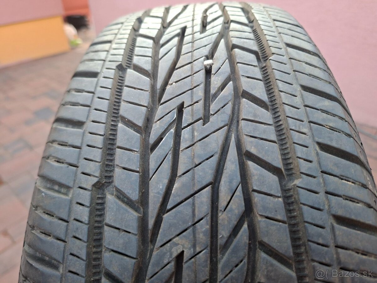 Celoročné pneu Continental 215/70/16 - 98M - 2