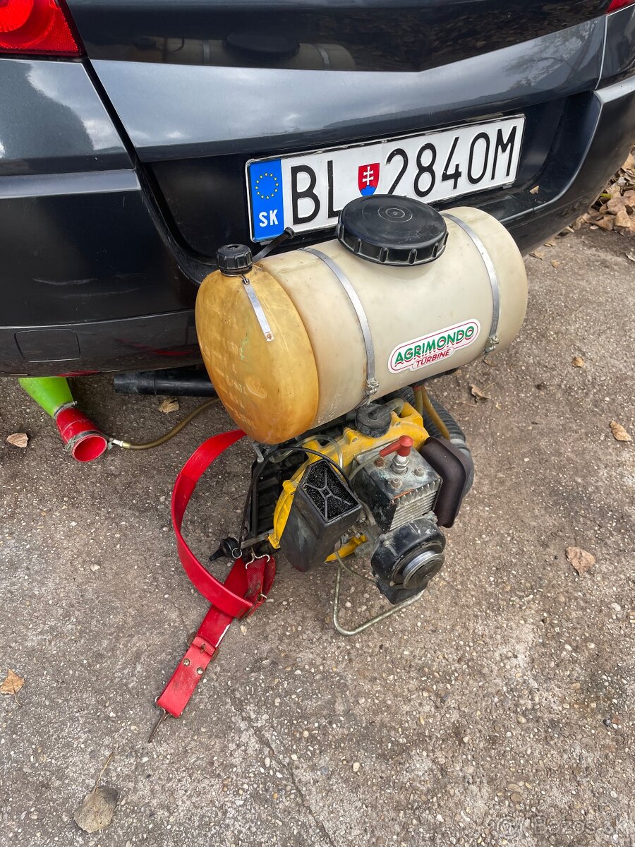 Benzínový postrekovač - 2