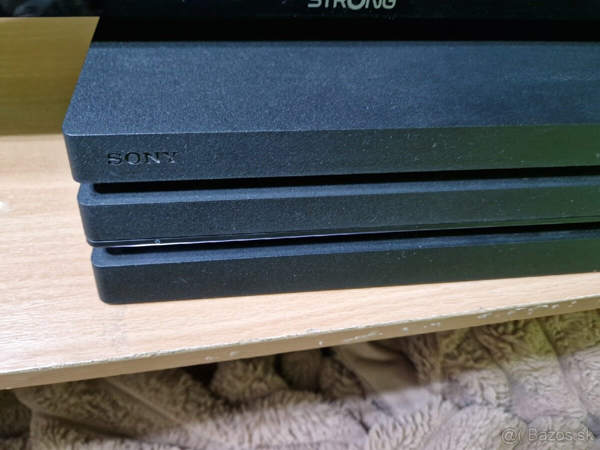 PS 4 pro - 2