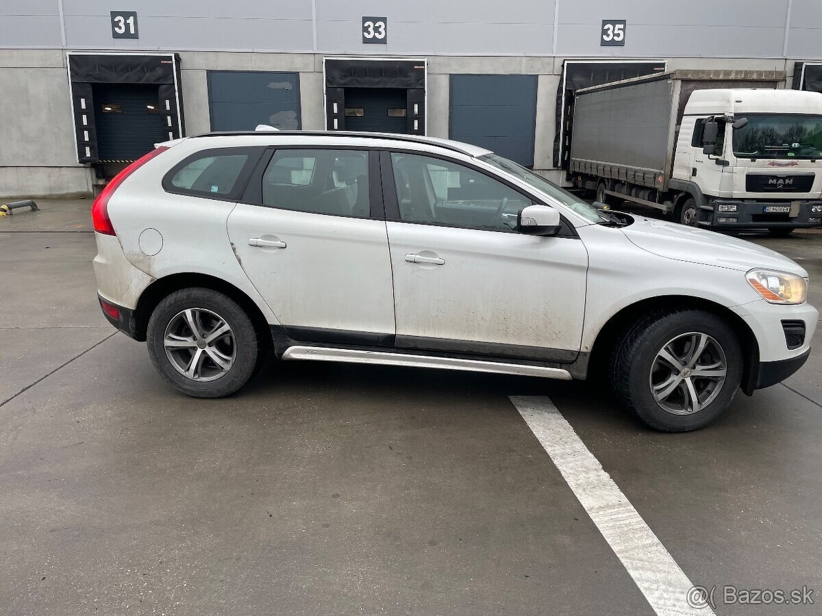 Predám Volvo XC60 r.v.2011 167tis km - 2