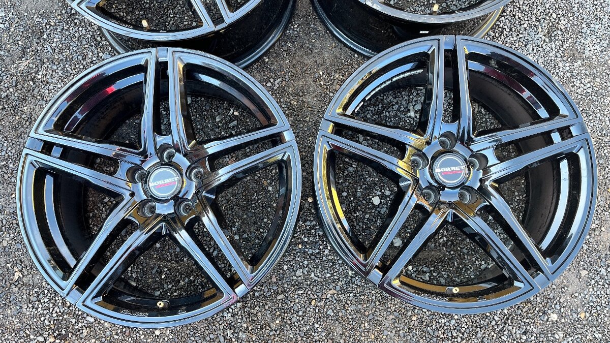 Disky 5x112 r18 Borbet black - 2