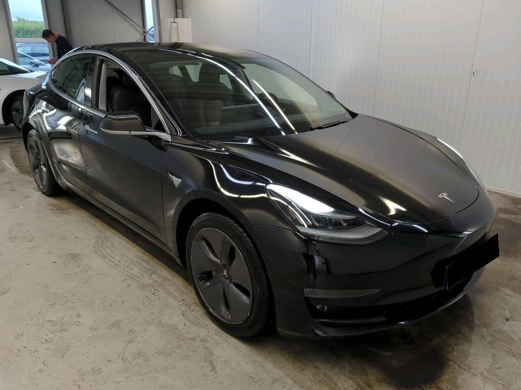 Tesla Model 3 LR, FSD, tažné - 2