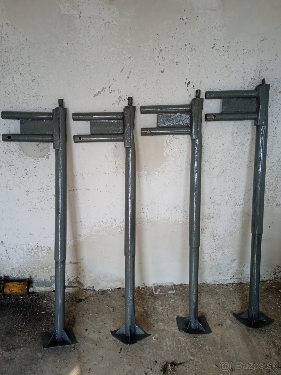 tatra 815 agro , podperne nohy - 2